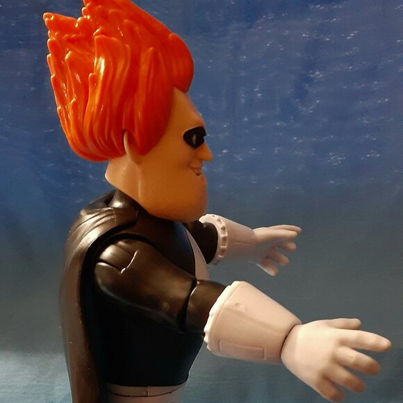 TALKS! Disney Pixar THE INCREDIABLES SYNDROME Interactive/Talking Action Figure - Picture 2 of 5